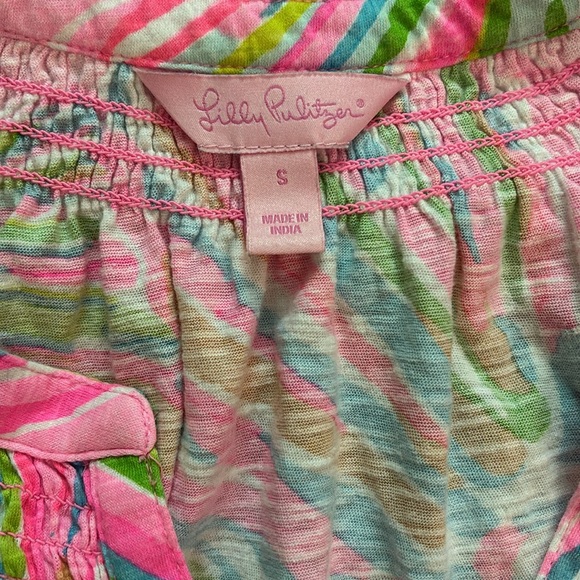 Lily Pulitzer women’s size small top, great condition! - Picture 2 of 3